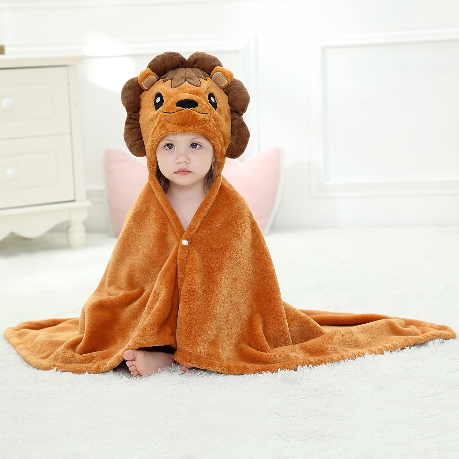 Hooded Kids Blanket – Lion Design - Image 4