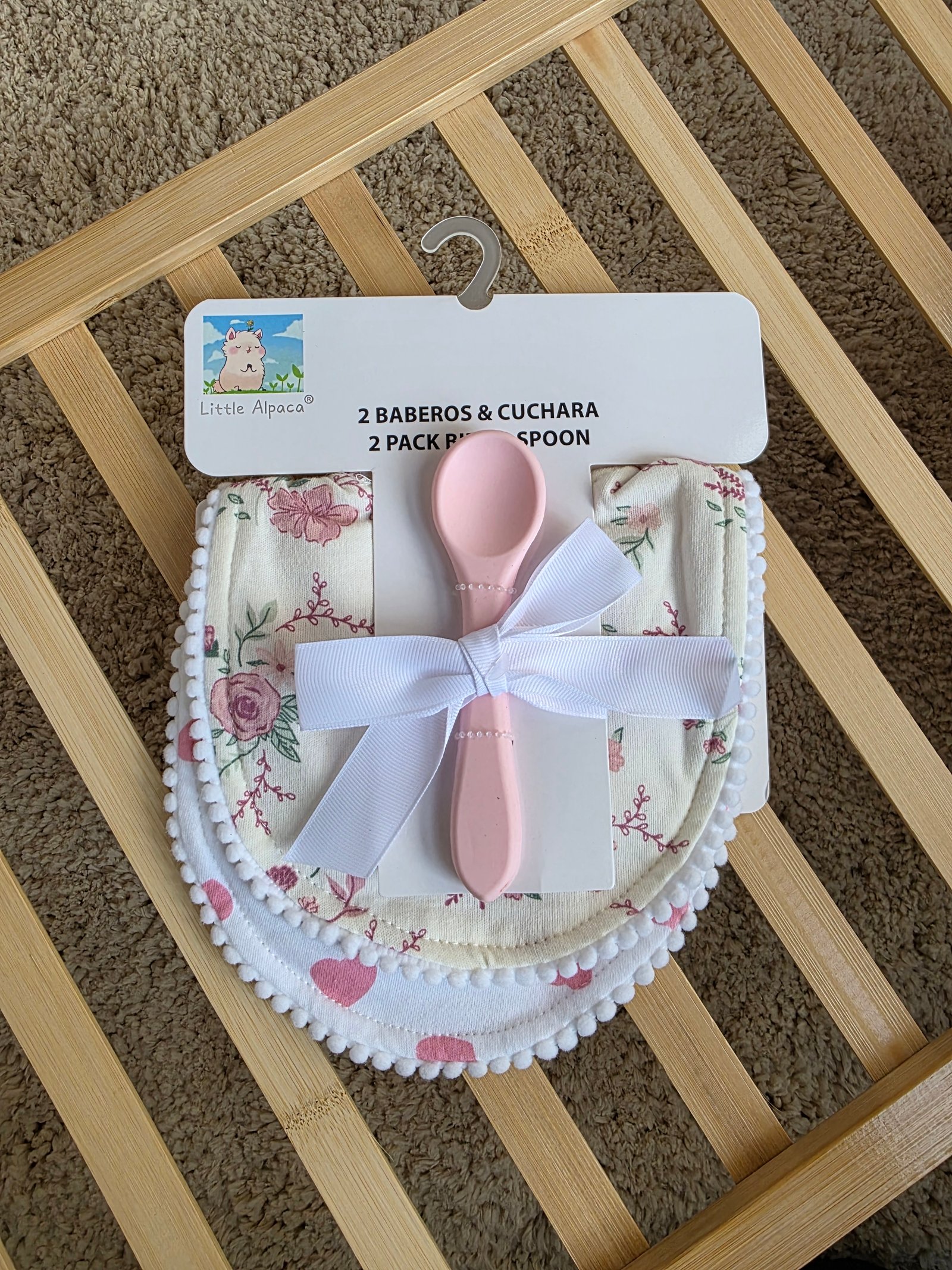 Baby Bibs & Silicone Spoon Set طقم مريولين بيبي مع معلقة سيليكون